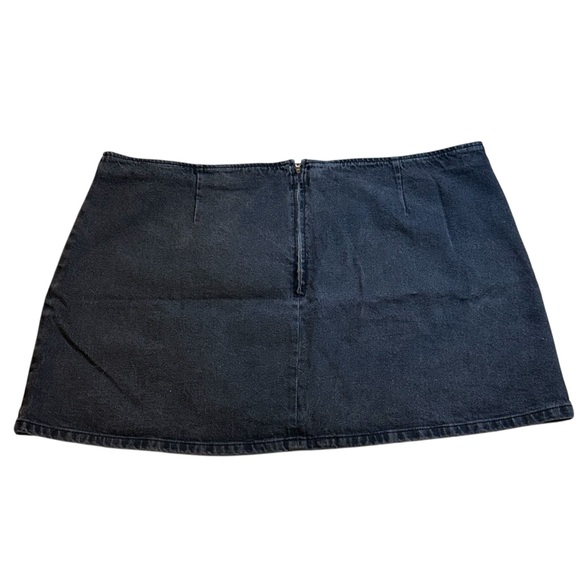 ASOS Design Curve 100% Cotton Dark Grey Denim Mini Skirt Women’s Plus 22 - Picture 2 of 6